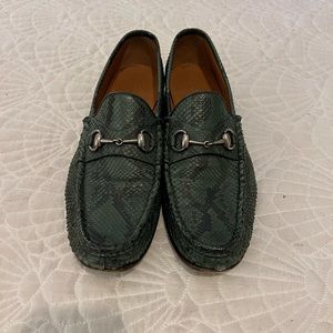 Gucci green genuine python loafers size 10.